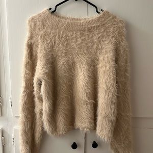 Lou and Grey fuzzy blush pullover sweater